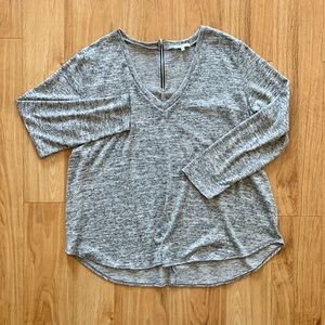 Charlotte Russe V-Neck Long Sleeve Shirt • 3X